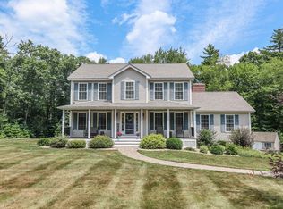 15 Garden Song Dr, Hooksett, NH 03106