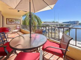 1750 Harbor Pl S APT 104, South Pasadena, FL 33707