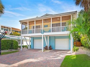 107 Willow Ave, Anna Maria, FL 34216