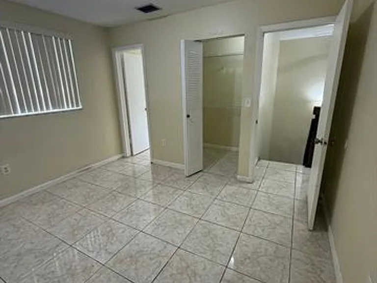 5232 SW 122nd Ter #Townhouse 5232 — Photo 27