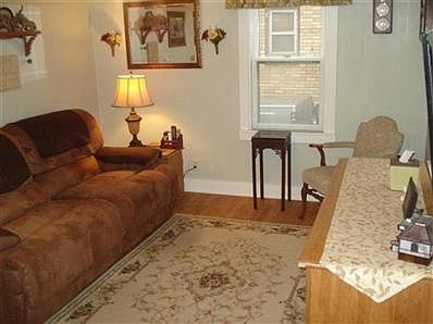 4th image of 2713 Bildahl St
