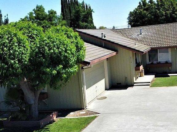 2nd image of 2712 W Santa Fe St