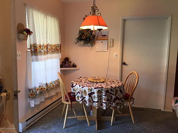 3rd image of 1084A Argyll Cir #100A