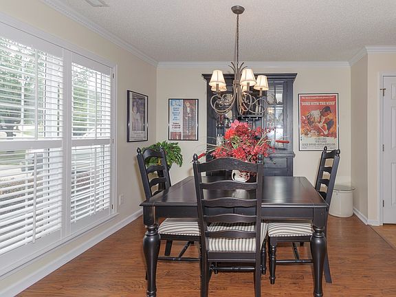 3rd image of 5509 Brook Falls Ct