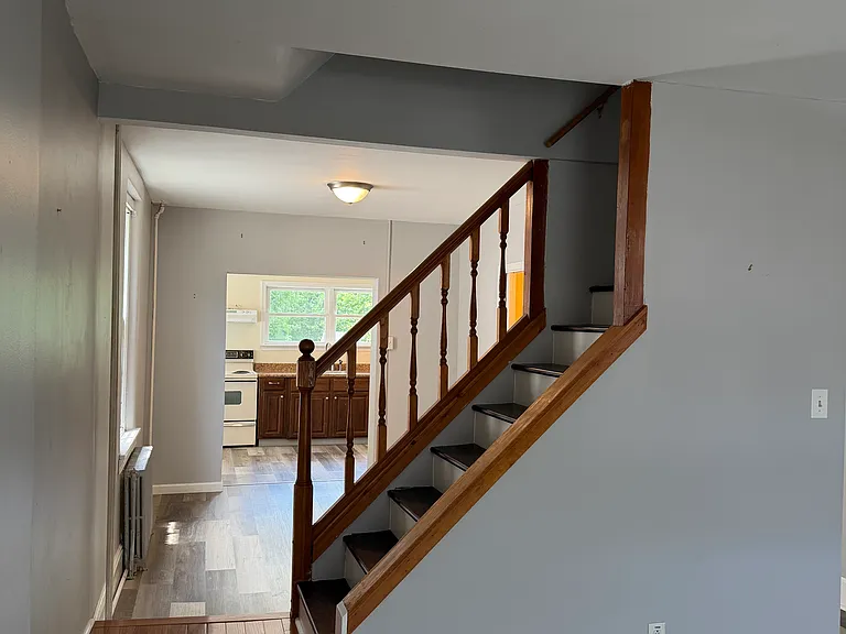 219 Chestnut St — Photo 1