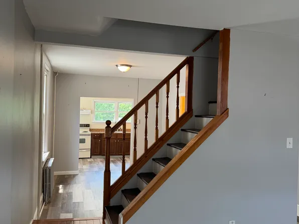 219 Chestnut St, Spring City, PA 19475