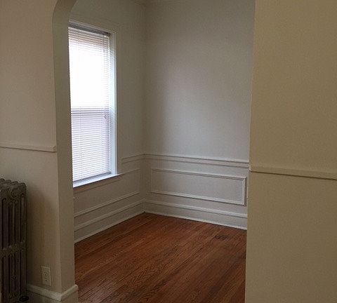 4th image of 1301 W Argyle St APT 207