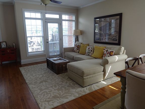 Spacious living room