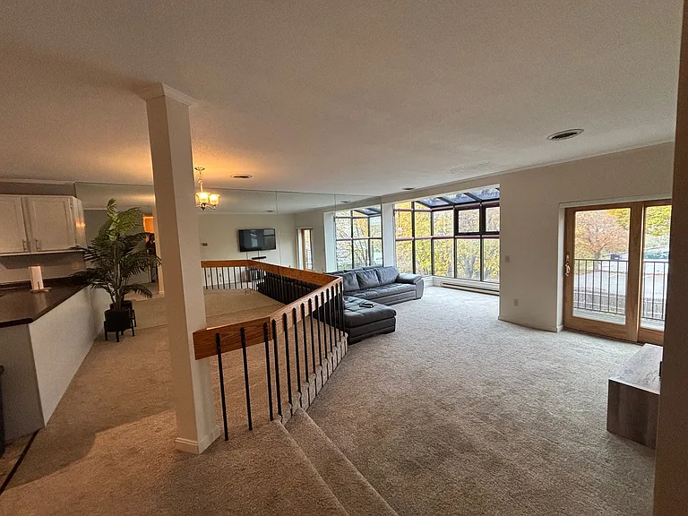 112 Franklin St #C6 — Photo 4