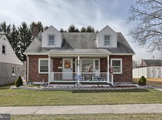 31 Willow Ave, Cleona, PA 17042