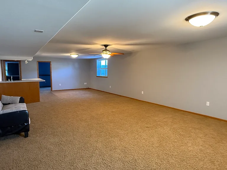 934 Tiara Dr NE — Photo 16