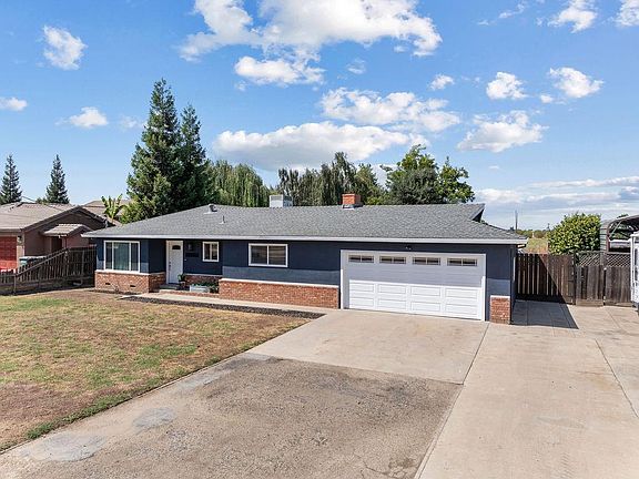 3rd image of 12801 Bonnie Brae Ave