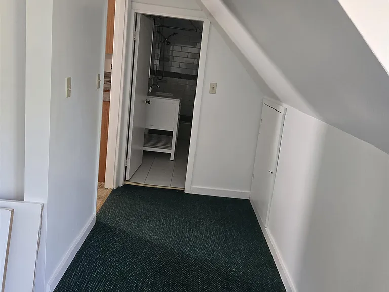 1092 State Route 175 — Photo 13