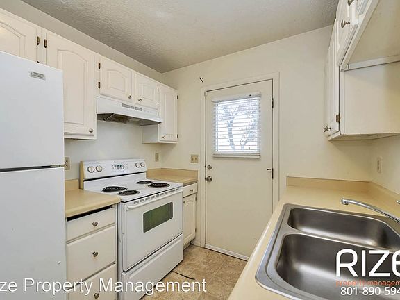 5th image of 2738 S Edison St #10050680
