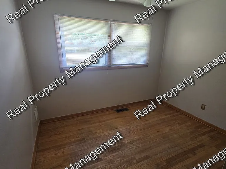 6839 Harrison St — Photo 6