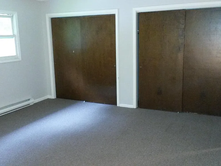 1st bedroom