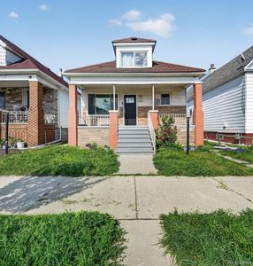 12146 Klinger St, Hamtramck, MI, 48212