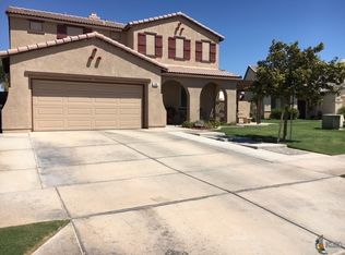 898 Desertview Ave, El Centro, CA 92243