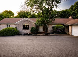 15 Hunters Way, Needham, MA 02494