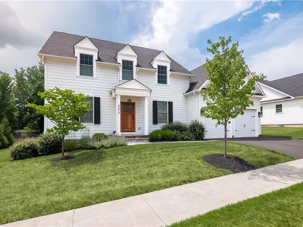 4574 Old Saucon Rd, Bethlehem, PA 18015