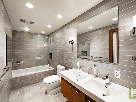 4th image of 146 W 74th St APT 1