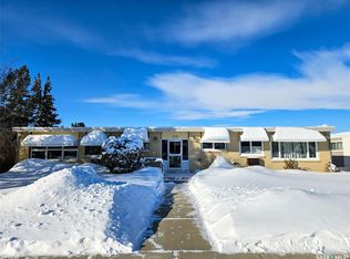 320 13th Ave NE #8, Swift Current, SK S9H2W1