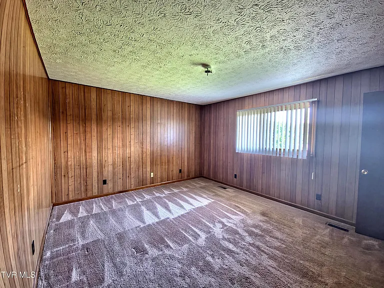 549 N Holston River Dr #A — Photo 15