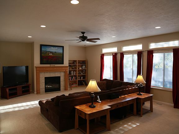 2nd image of 6286 S Mount Lincoln Ct
