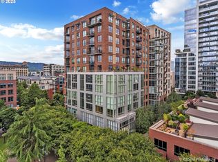 922 NW 11th Ave APT 806, Portland, OR