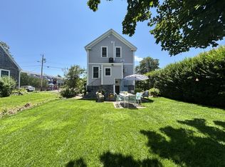 36 Grafton St, Newport, RI 02840