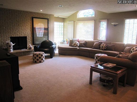 5th image of 26150 Fairmount Blvd