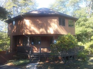 242 Fales Rd, North Attleboro, MA 02760