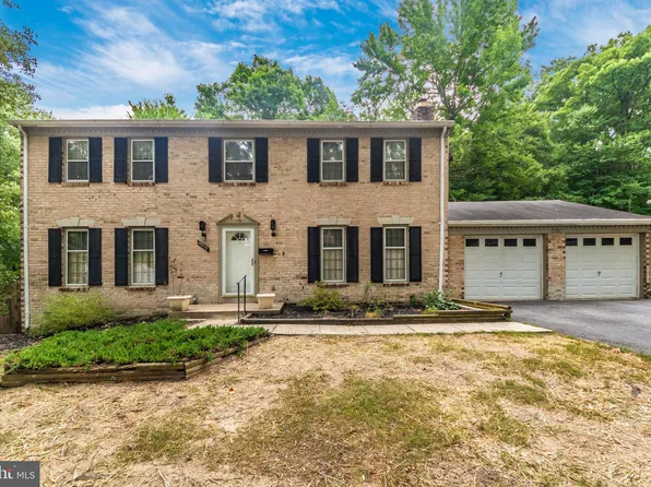 9015 Gettysburg Ln, College Park, MD 20740