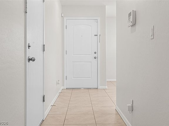 5th image of 4568 Velvet Oak Ct