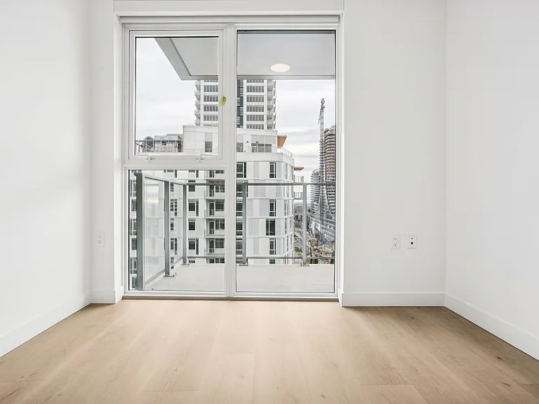 5670 Cambie St — Photo 123