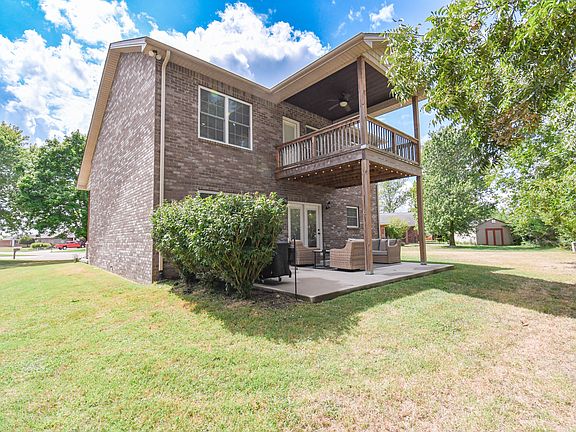 5th image of 429 Deppert Ct