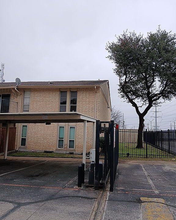2nd image of 4652 Matilda St #B