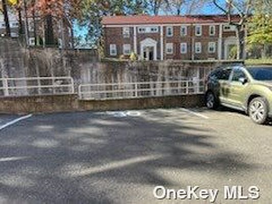 2nd image of 82-30 Parsons Blvd #2