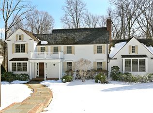 45 Deepwood Dr, Chappaqua, NY 10514