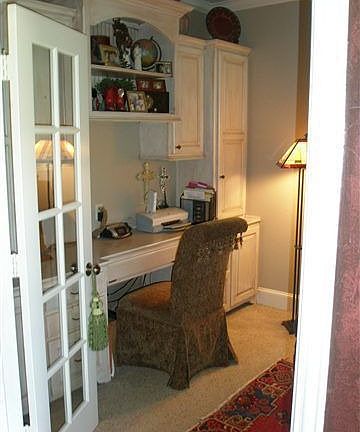 3rd image of 6059 Brynmar Ct