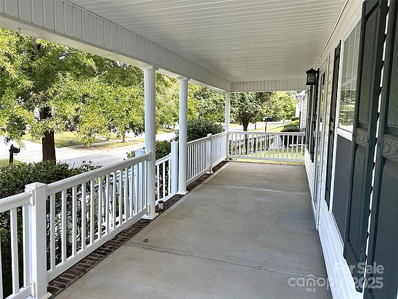 2nd image of 7012 Tanners Creek Dr