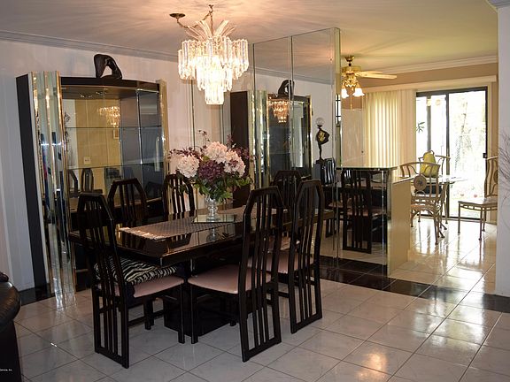 5th image of 64 Belmar Dr W