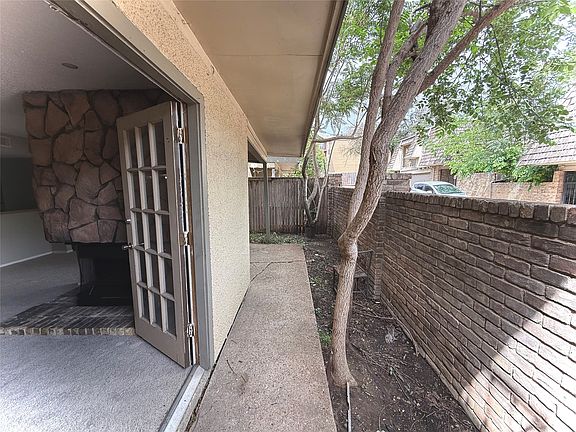 5th image of 8560 Park Ln Unit 127-29