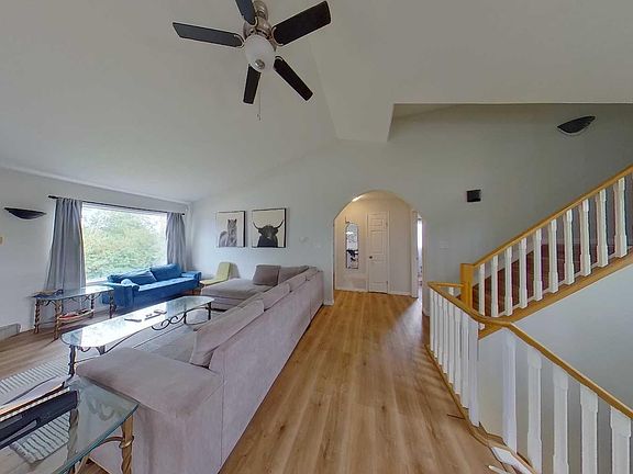 4th image of 800 1a Ave SW