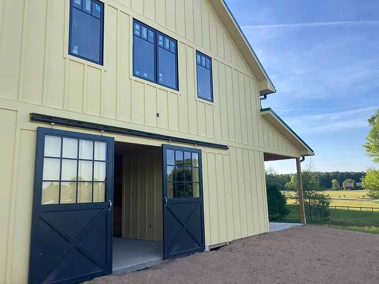 Easy access to upstairs apartment from barn breezeway