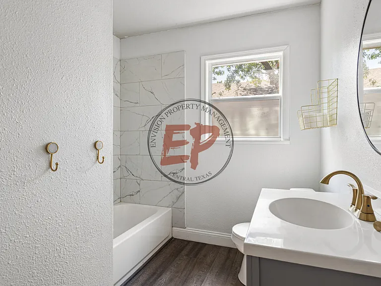 3121 Colonial Ave — Photo 9