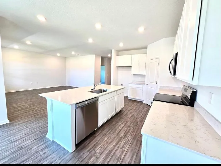 4590 SW 83rd Loop — Photo 9