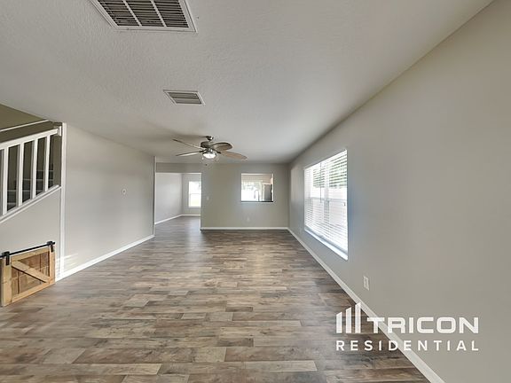 3rd image of 10812 Shasta Ct