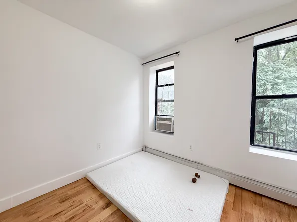 1822 Fulton Street image 11 of 12