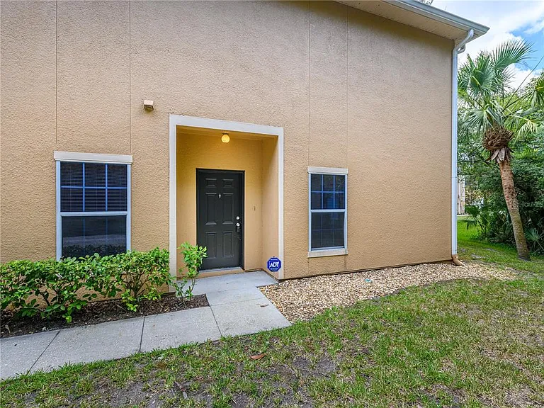 16322 Parkstone Palms Ct — Photo 31